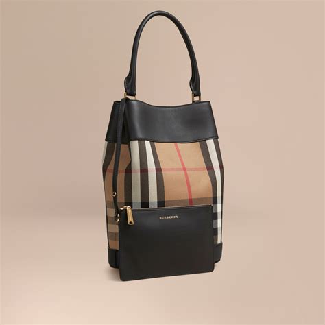 Trousse de toilette House Check en noir – Burberry .